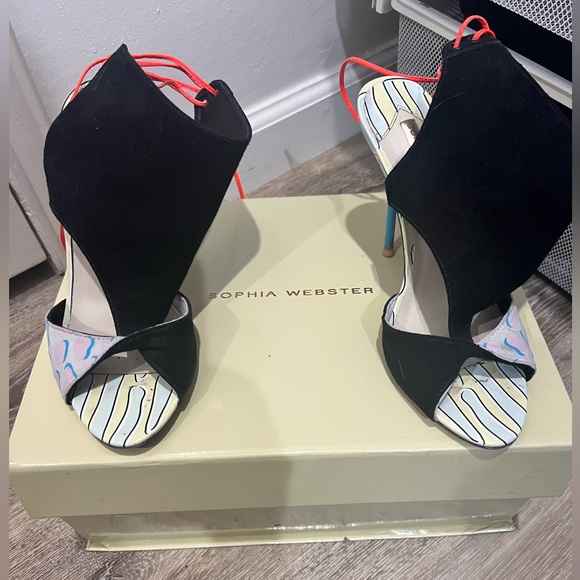 Sale! Sophia Webster Bobbi Twist Sandal with Box! - Picture 5 of 7